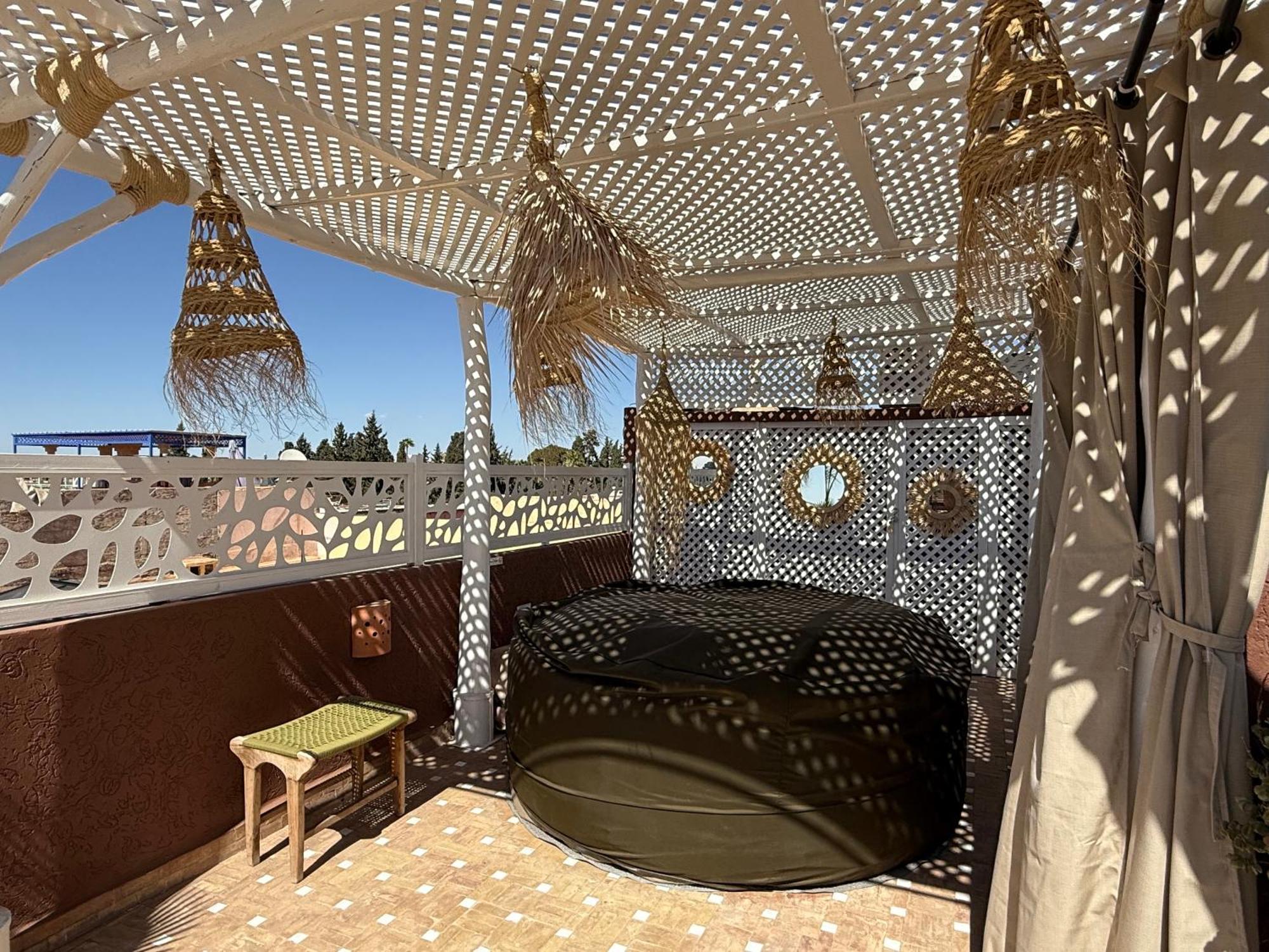 "Le 21", Exclusive Luxury Duplex 400M From Jemaa El Fna Place -Hammam-Jacuzzi-Koutoubia View-Roof Terrace -Speed Wifi มาร์ราเกช ภายนอก รูปภาพ